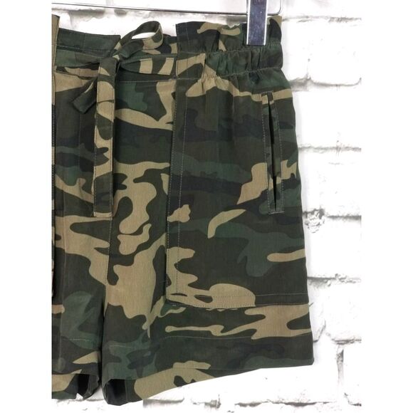 SANCTUARY CLOTHING Breezy Camo Print Paper Bag Shorts Summer Beachy Size Small - Picture 3 of 7